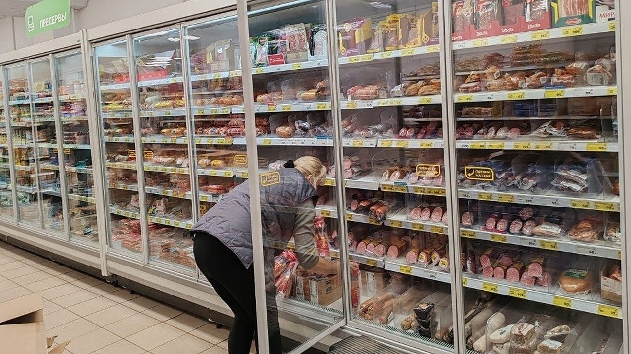 Главная картинка новости: Берите за раз 3 штуки: какие колбасы считаются самыми лучшими - смотрим состав и такие буквы