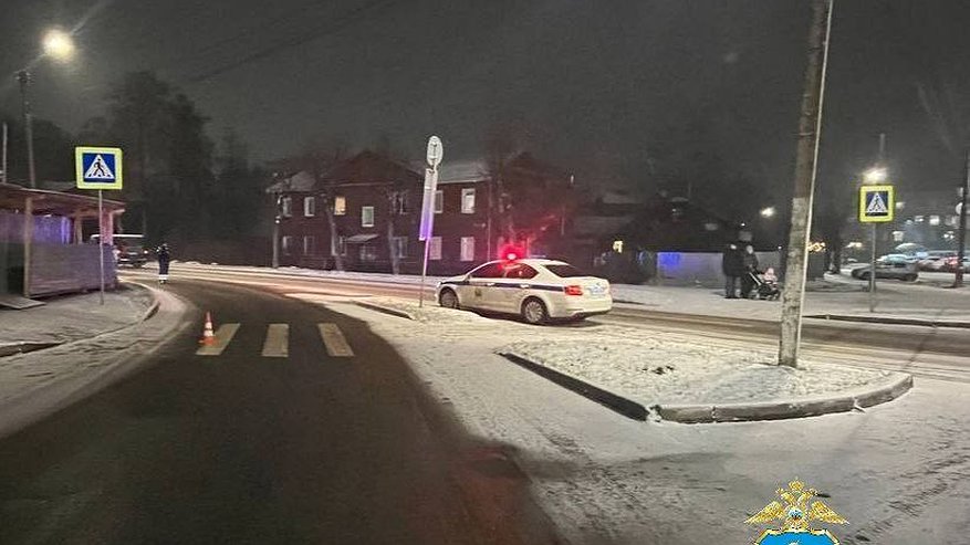 Главная картинка новости: В Костроме 13-летняя девочка оказалась под колесами иномарки