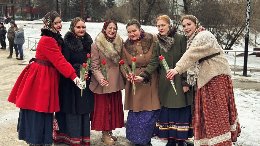 Главная картинка новости: Туризм в Костромской области переживает бум: число гостей выросло на 14%