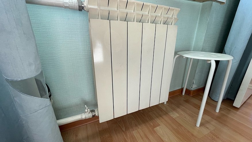 Главная картинка новости: Поставил батарею - лишился всей системы топления в доме: какие радиаторы отопления нужно обходить стороной