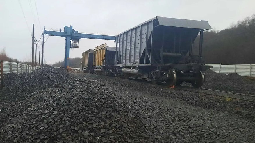 Главная картинка новости: В Костромской области дорожный мастер похитил щебень