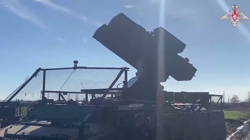 Главная картинка новости: Над Россией за ночь сбили более 80 беспилотников