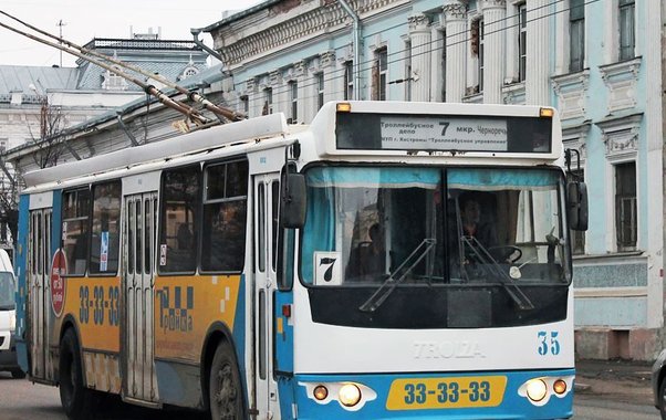 «Сотни автобусов отравляют город»: жители Костромы просят президента России вернуть в регион троллейбусы