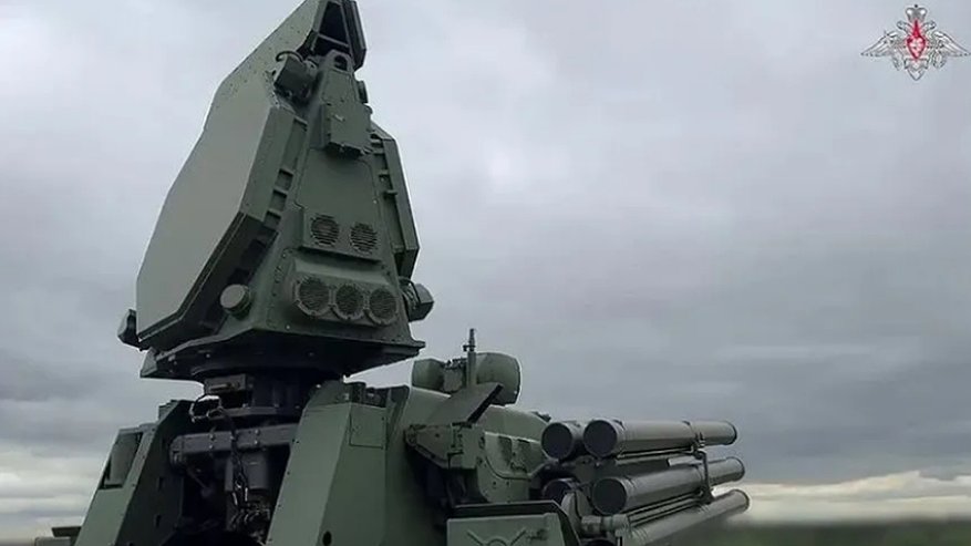 Главная картинка новости: Над Россией за ночь сбили более 140 беспилотников