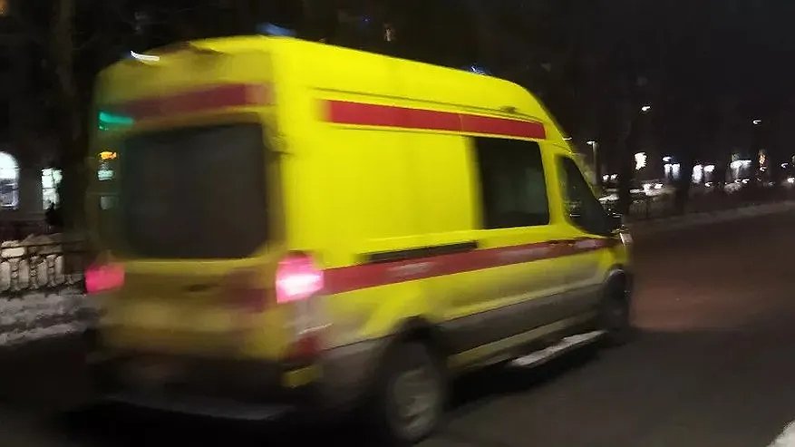 Главная картинка новости: Двое пострадали в ДТП с "Ладой" и Toyota на Пантусовской улице в Костроме