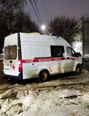 На Кинешемском шоссе неравнодушные костромичи вызволили застрявшую в снегу «скорую»