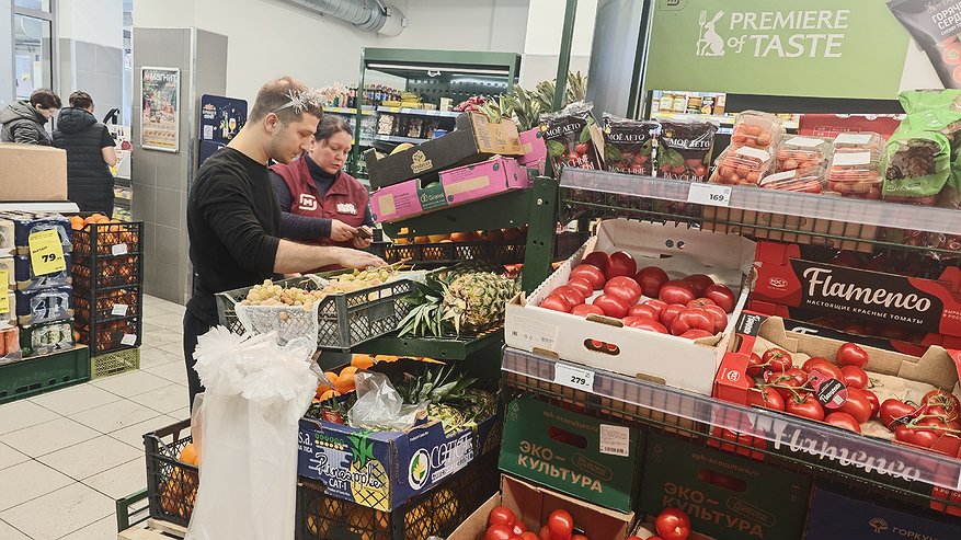 Главная картинка новости: С января все будет бесплатно: «Красное&Белое» и «Магнит» приняли решение