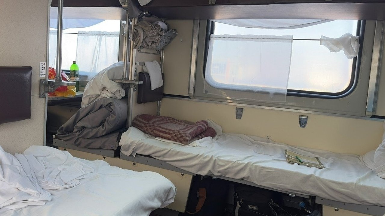 Главная картинка новости: В поездах это делать теперь строго запрещено. Как будут ездить пассажиры РЖД в сезоне-2026