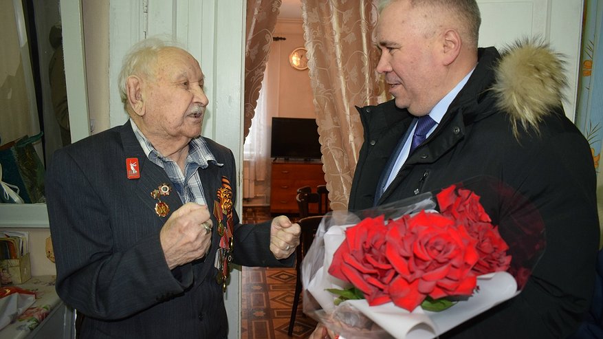 Главная картинка новости: В Костромской области ветеран ВОВ отметил 100-летний юбилей