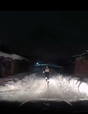 Пьяная погоня на снегоходе: в Костроме отец рисковал сыном ради "тест-драйва"