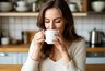 Миниатюра новости: Не чай, не кофе, не какао: ученые нашли идеальный утренний напиток - улучшает кожу и пищеварение