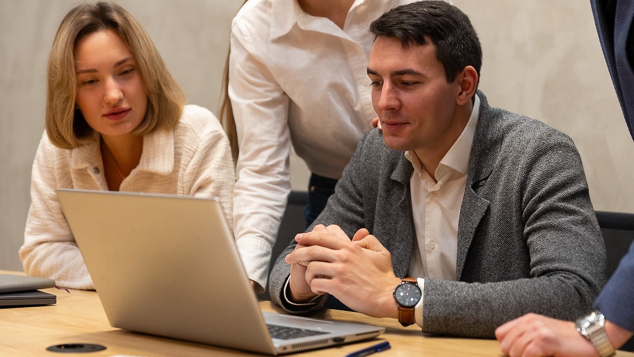 Главная картинка новости: МегаФон в десятке лучших работодателей России