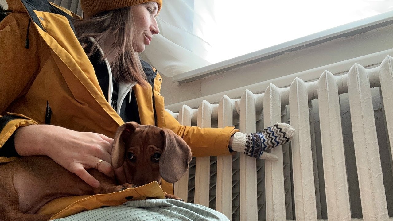 Главная картинка новости: Месяц без тепла и горячей воды: жильцы домов в Костроме стали заложниками коммунального ада