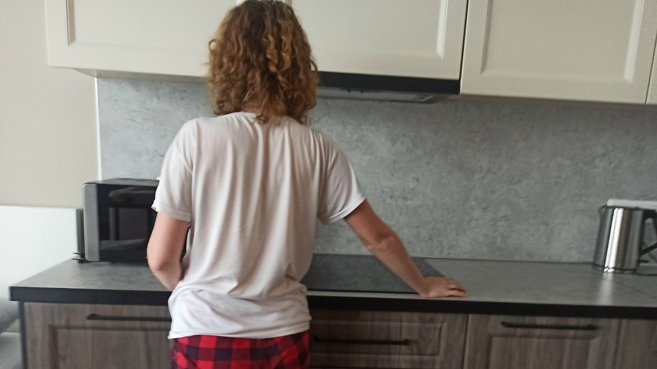 Главная картинка новости: Кострома стала городом Золотого кольца с самым дешевеющим жильем