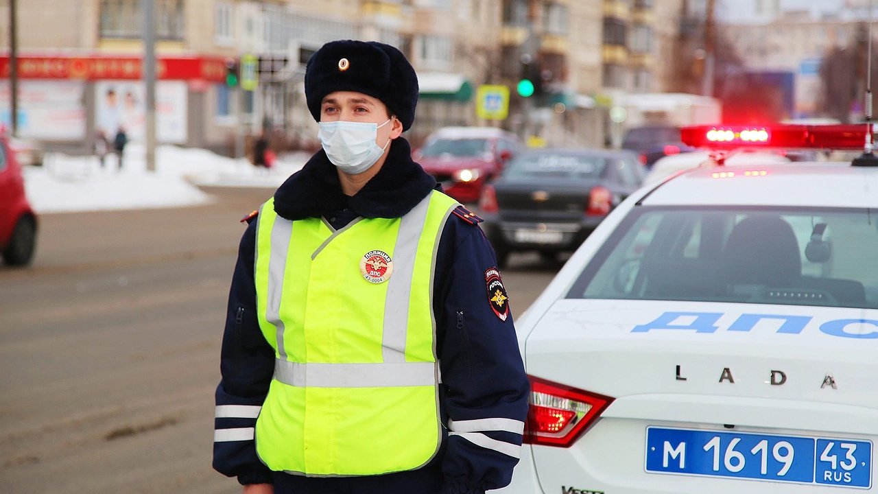 Главная картинка новости: Как правильно ответить инспектору ДПС на вопрос: "Когда в последний раз употребляли?"