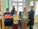 Сотрудники СК России поздравили постояльцев геронтологического центра с Новым годом