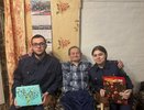 Костромские следователи поздравили ветерана Великой Отечественной войны с Новым годом и Рождеством