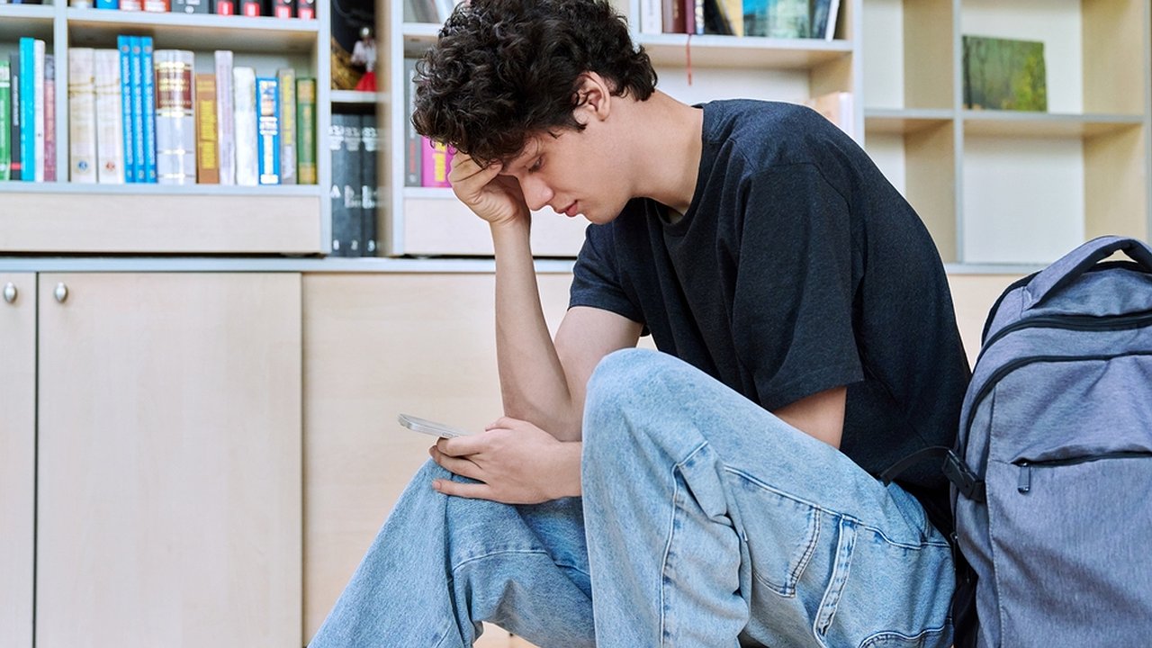 Главная картинка новости: ИИ-ассистент поможет костромской молодежи поддержать ментальное здоровье