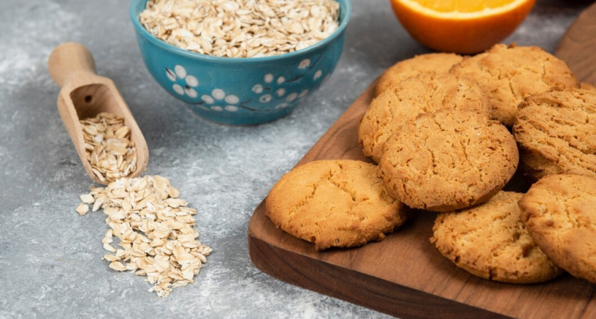 Легкое печенье для тех, кто на диете: потребуется морковь и орехи