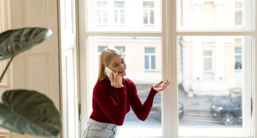 С конденсатом на окнах попрощайтесь уже сейчас: решить проблему "плачущих" стекол поможет особая бумага — в сто раз круче любого осушителя