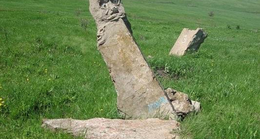 Топ-5 загадочных мест в России: светящиеся шары, привидения и путешествия во времени, где аномалии на каждом шагу