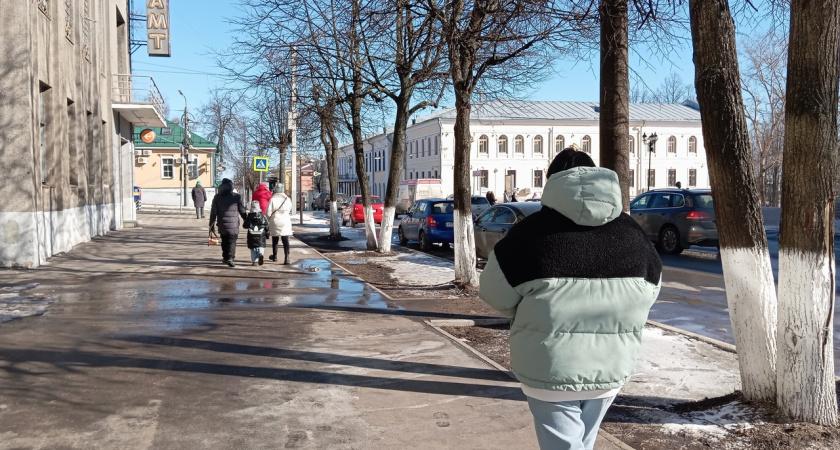 На Костромскую область идет штормовой ветер