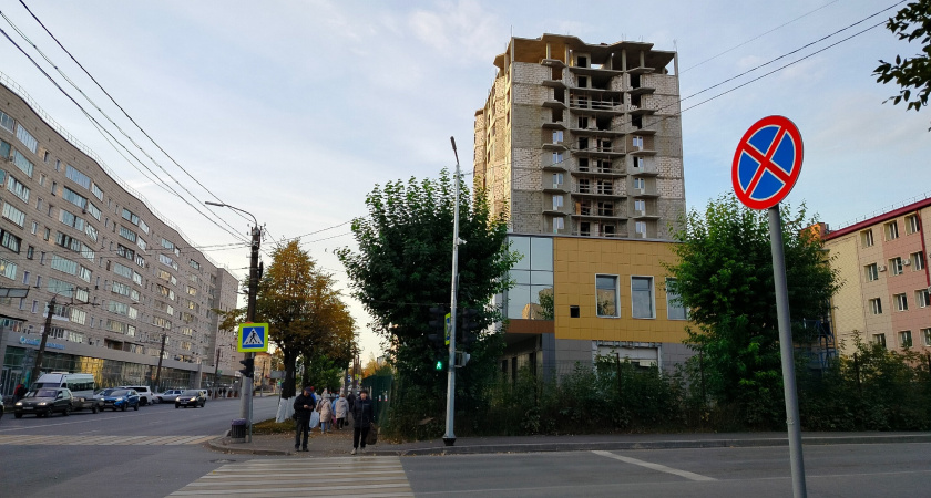 В Костроме прокуратура требует предоставить жилье семье инвалидов в Октябрьском районе