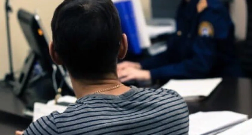 В Костромской области 25-летний таджик изготовил 13 килограммов наркотиков