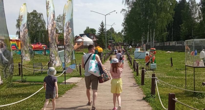 Стало известно, когда костромичи получат детские пособия