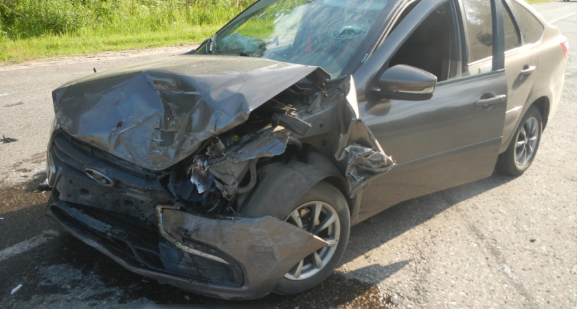 В Костромской области столкнулись две  «Лады»: пострадал ребенок