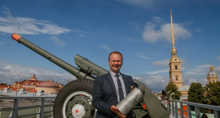 Костромич удостоился чести выстрелить из пушки Петропавловской крепости в Санкт-Петербурге