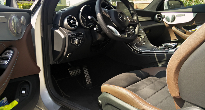 Почему нельзя выжимать сцепление на «механике» при запуске двигателя — могут возникнуть серьезные проблемы: разбираемся в вопросе