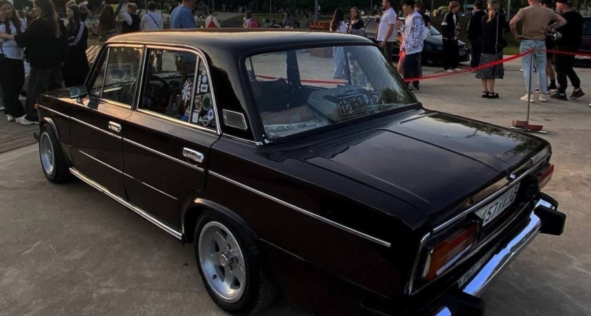 6 советских автомобилей, покоривших Запад — за эти машины иностранцы готовы были платить в 3 раза больше: что ценилось на самом деле