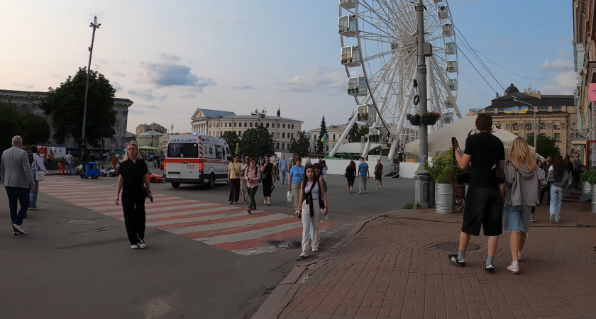 "Живем кайфуя": откровения киевского чиновника в скандальном интервью вызвали шквал критики на Украине