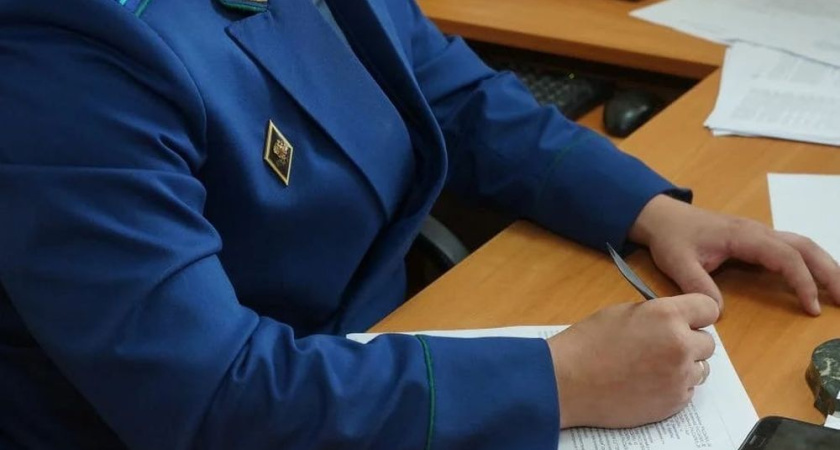 В Костроме мужчина отсудил у продавца деньги за поддельный смартфон