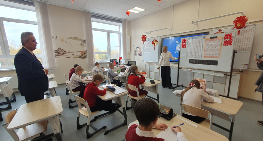 В костромской школе №16 ввели изучение китайского с первого класса