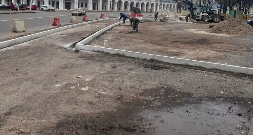 В Костроме сохранится парковка у памятника Юрию Долгорукому