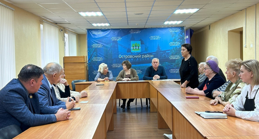 В Островском районе переизбрали председателя Совета ветеранов