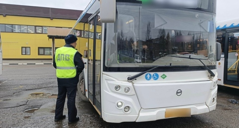 28 нарушений за неделю: костромские водители автобусов игнорируют ПДД