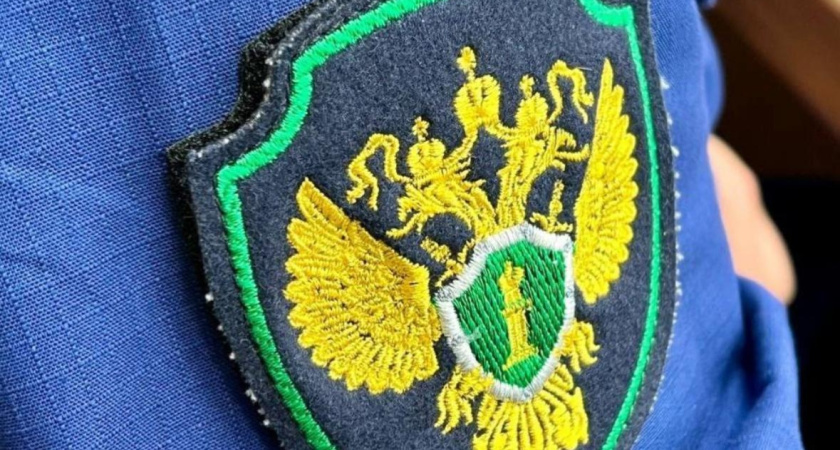 Прокуратура через суд заставила власти включить свет на опасной дороге в Вохомском районе