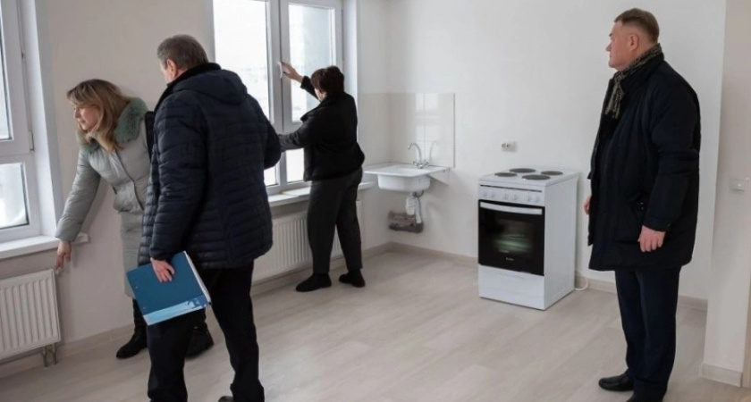 В Костроме почти 50 детей-сирот получили квартиры в 2025 году