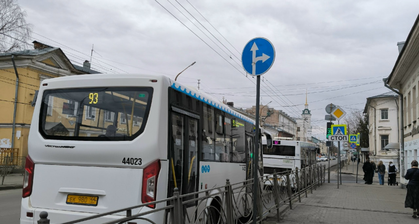 Без подвоза: костромские следователи выясняют, почему школьники из Симаково не получают автобус