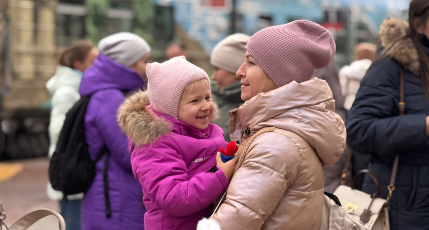 В Кострому прибыл туристический поезд "Зимняя сказка"