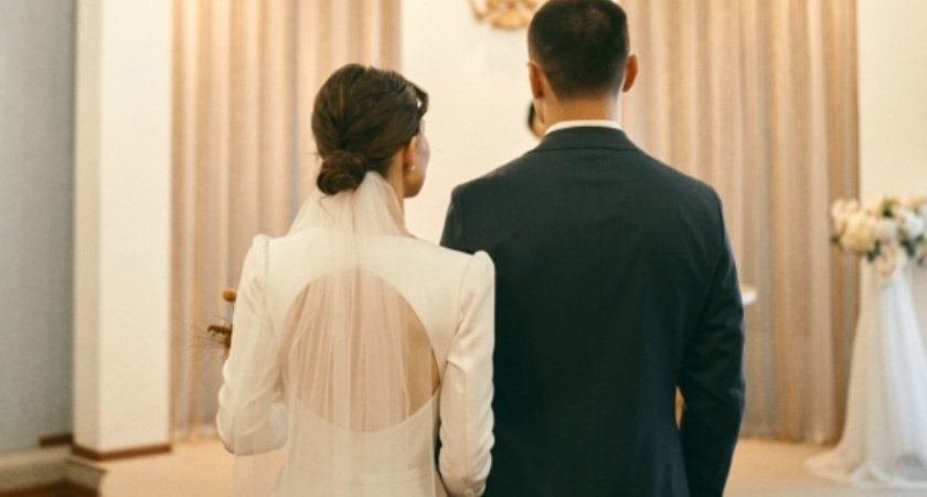 В красивую дату декабря в брак вступили 10 пар в Костромской области