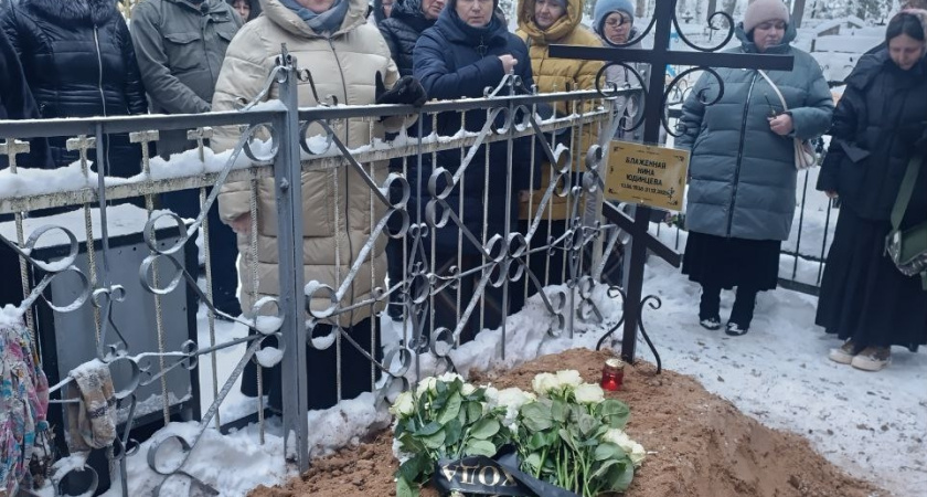 Под Костромой проводили в последний путь известную богомолицу Нину Шарьинскую