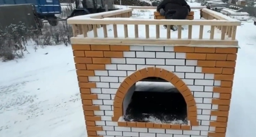 В Костромской области появился новый арт-объект «Печка Емели»