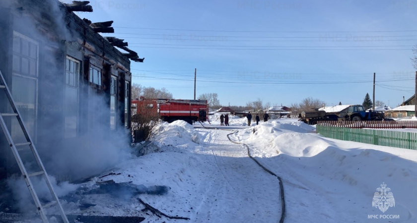 В Костромской области полностью сгорел фельдшерско-акушерский пункт