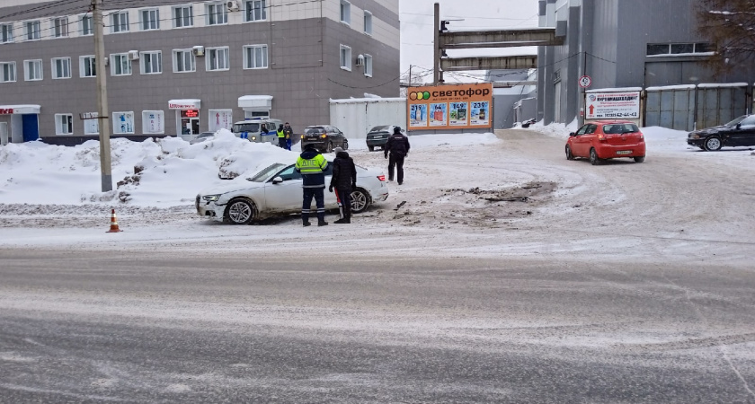 «Не хотите рассказать, куда едете?»: почему сотрудники ДПС начали чаще задавать этот вопрос - как правильно ответить