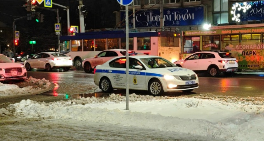 «Всегда садитесь в патрульную машину». Автоюрист объясняет, почему это правило — ваш главный козырь при общении с инспектором