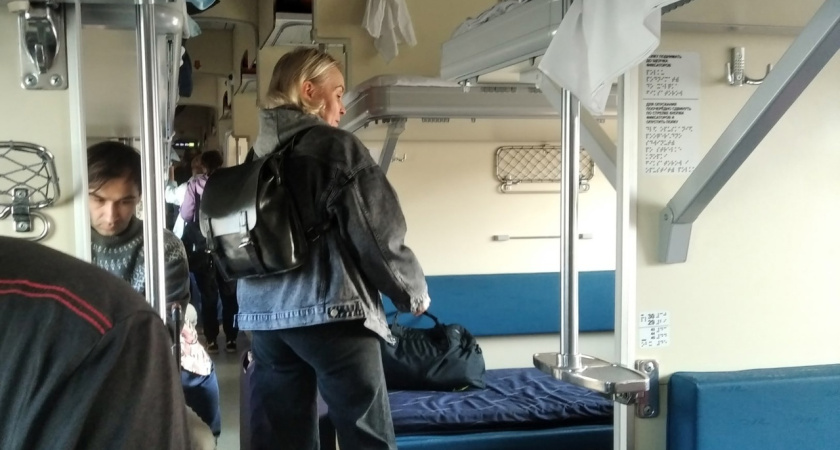 В поездах железной дороги теперь это делать строго запрещено. Как будут ездить пассажиры РЖД?